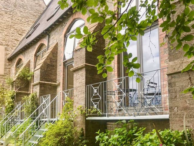 Exterior | Cloisters Cottage - Peregrine Hall Cottages, Lostwithiel