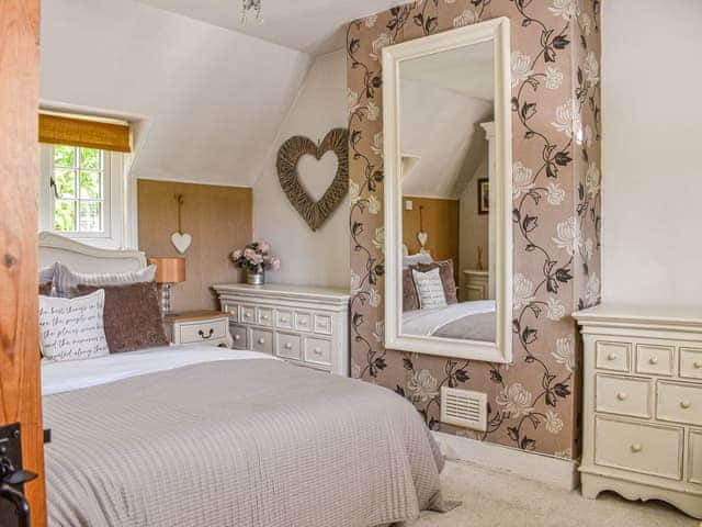 Double bedroom | Greenbank Cottage, Burley