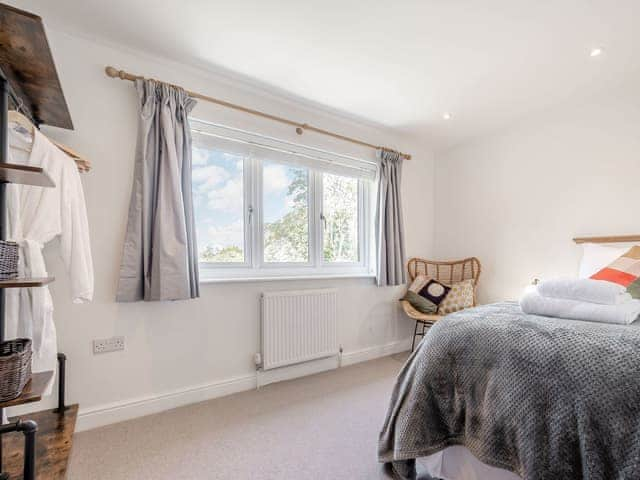 Single bedroom | Pennyard House, Banwell