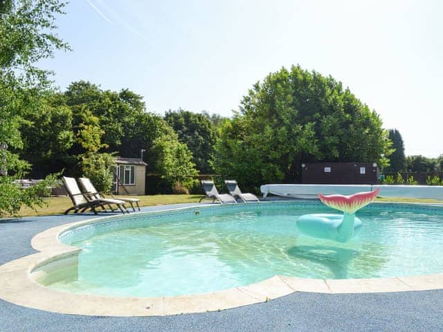 Swimming pool | The Old Piggery, Stowting