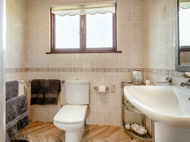 Bathroom | The Hawthorns, Ottringham, near Withernsea