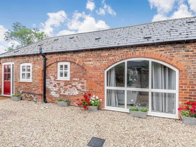 Exterior | The Annexe @Hornsland Barn, Frampton West