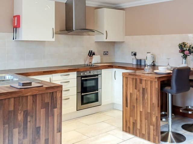 Kitchen area | Alfie&rsquo;s Abode - The Laurels, Addlethorpe, near Skegness