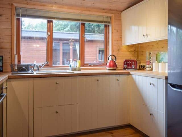 Kitchen area | Lodge 5, Bridgnorth