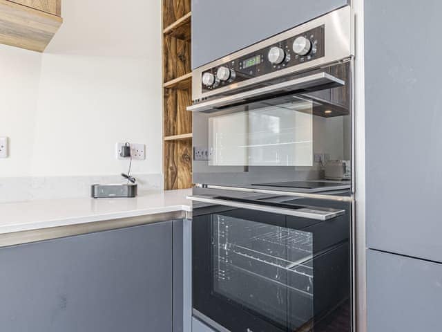 Kitchen | Kings Lodge - Beech Farm Barns, Neatishead