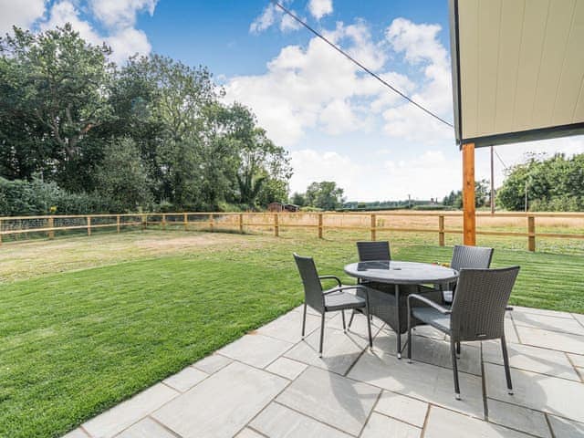 Patio | Kings Lodge - Beech Farm Barns, Neatishead