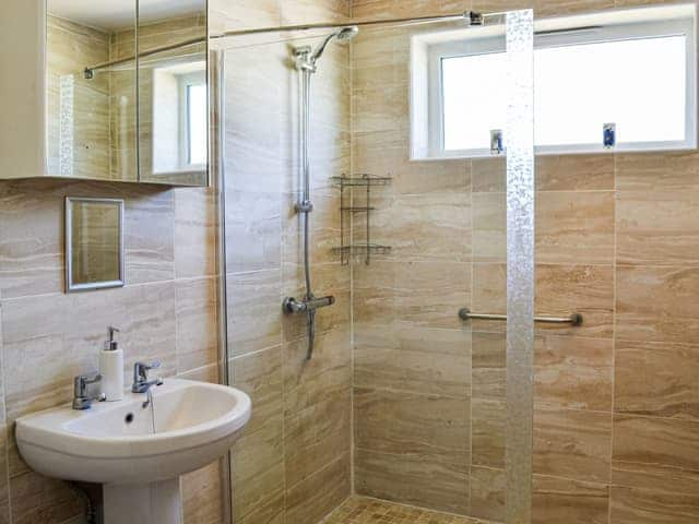 Shower room | Dovecote Annex, Mablethorpe