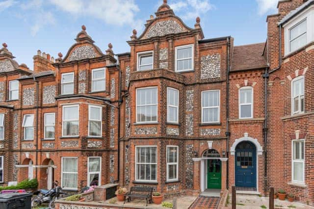 Exterior | Beverley House- Flat 6 Hickling - Beverley House, Cromer