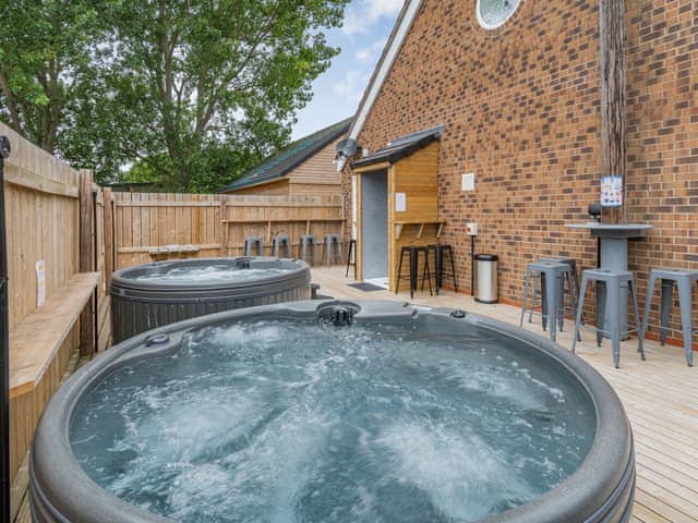 Hot tub | Tower Hill Grange - Seats Hill Leisure Ltd, Great Hatfield, near Hornsea