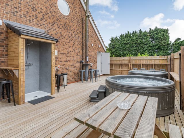 Outdoor area | Tower Hill Grange - Seats Hill Leisure Ltd, Great Hatfield, near Hornsea