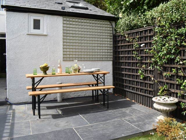 Sitting-out-area | Breakwater Cottage, Whitstable