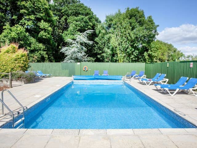 Shared swimming pool | Sundance - Horselake Farm Cottages, Cheriton Bishop