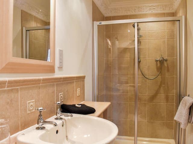 En-suite | Mews Cottage, Whitby