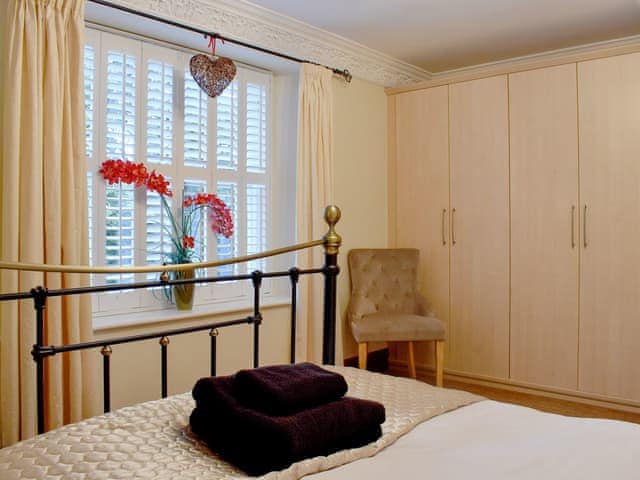 Double bedroom | Mews Cottage, Whitby