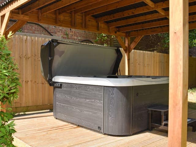 Hot tub | Head Brewers House, Wainfleet