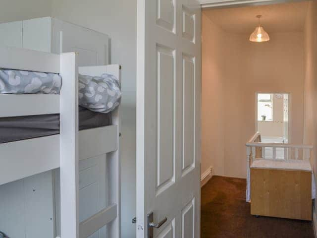 Bunk bedroom | Joenina, Bridlington