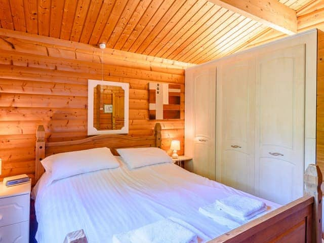 Double bedroom | Scandinavian Lodge - Wold Lodge Leisure, Kenwick, near Louth