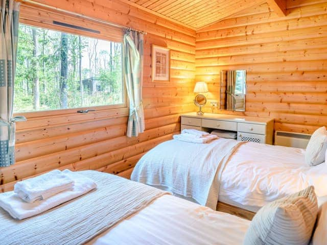 Twin bedroom | Wold Lodge Leisure- Cherry Lodge - Wold Lodge Leisure, Kenwick, near Louth