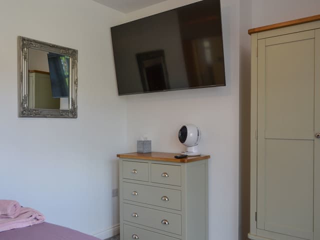 Double bedroom | Trinity Avenue Cottage, Bridlington