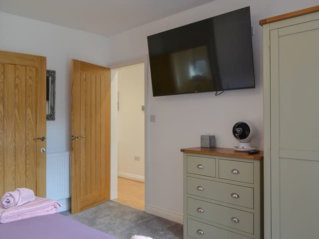 Double bedroom | Trinity Avenue Cottage, Bridlington