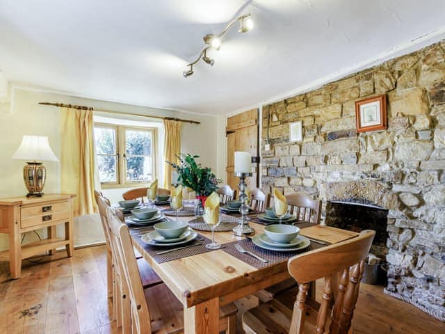 Dining room | Honeysuckle Cottage, Axminster