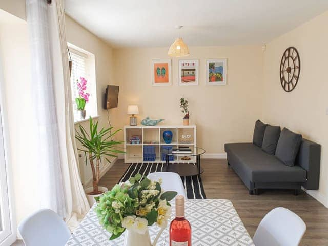 Dining Area | Mont Blanc House, Braunton