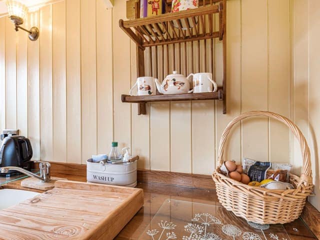 Kitchen area | The Nuthatch - Longwool Shepherds Huts, Old Woodhall