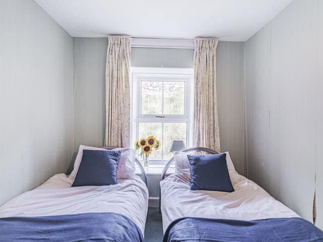 Twin bedroom | High Rake, Glenridding on Ullswater