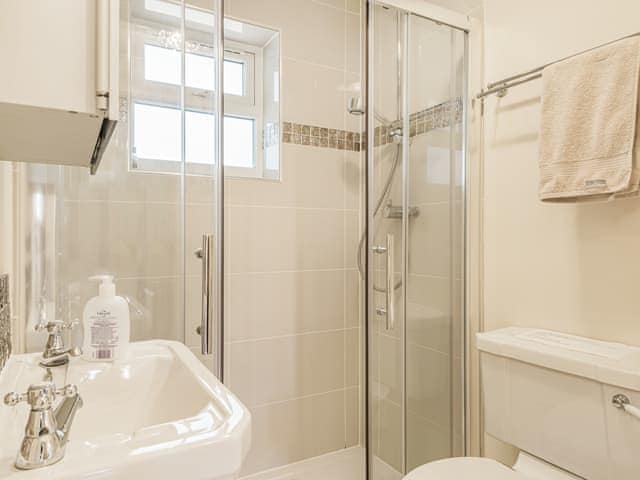 Ground floor shower-room | Oak Grove, Fernhurst