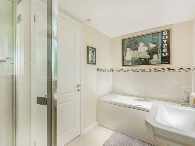 Upstairs bathroom | Oak Grove, Fernhurst