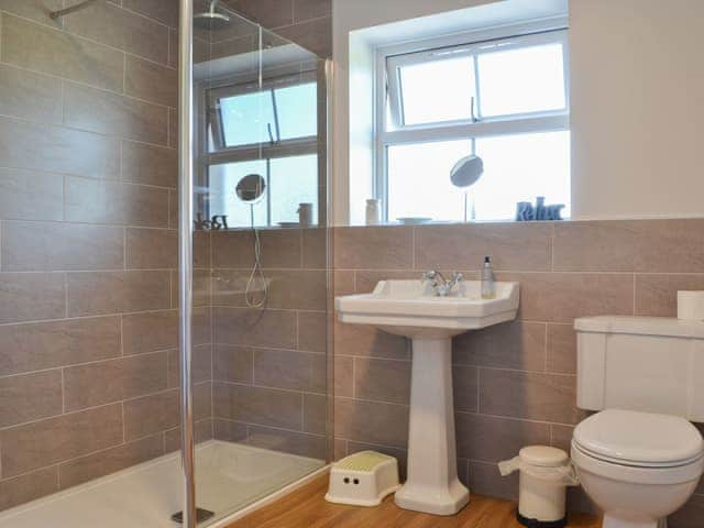 Shower room | Fieldside Farmhouse, Dovenby, Cockermouth