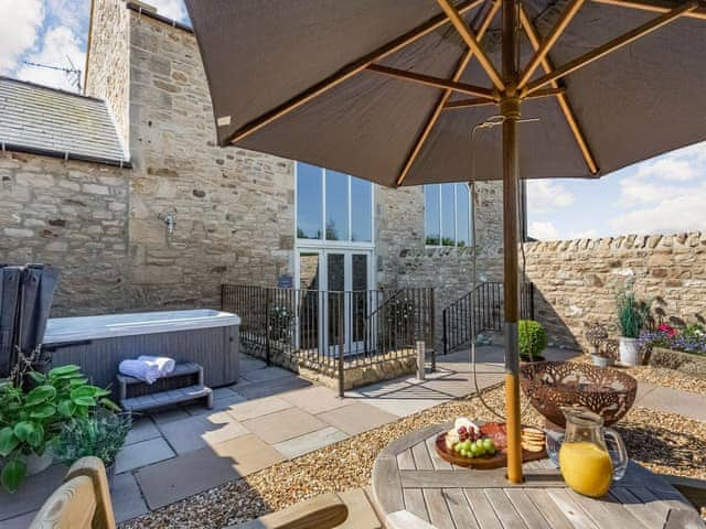 Outdoor area | The Granary - Sykelands Cottages, Dalton