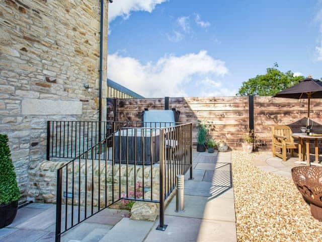 Outdoor area | The Richmond - Sykelands Cottages, Dalton