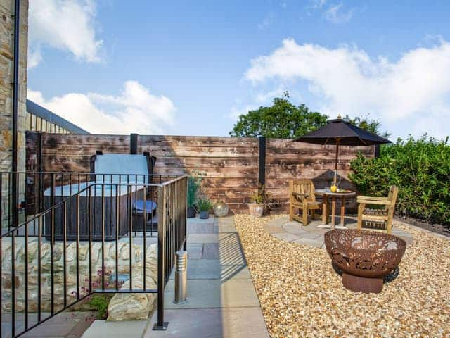 Outdoor area | The Richmond - Sykelands Cottages, Dalton