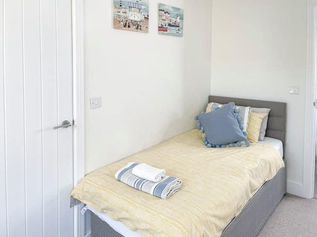 Twin bedroom | Olivers View, Cloughton, near Scarborough