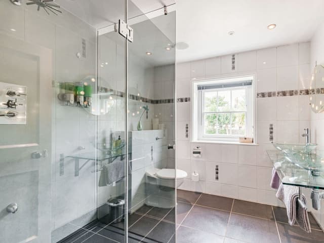 Shower room | Questeds, Westgate On Sea, near Margate