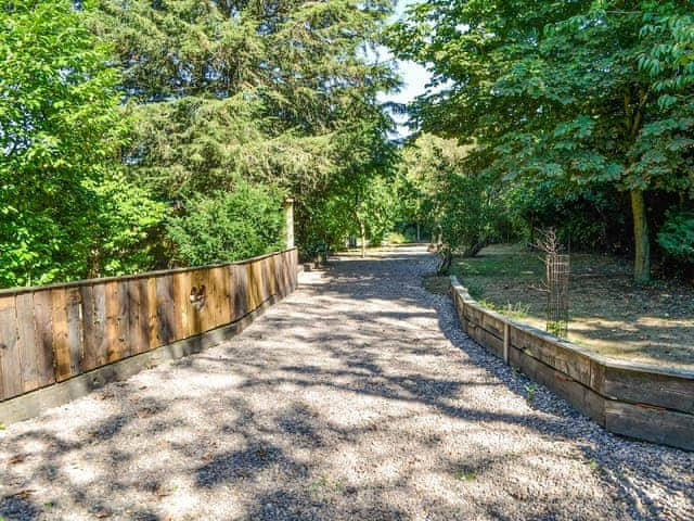 Driveway | Hazels Cottage, Hayton