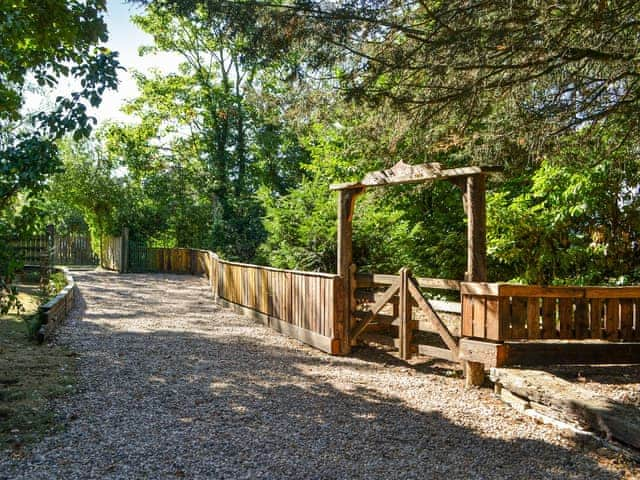 Driveway | Hazels Cottage, Hayton