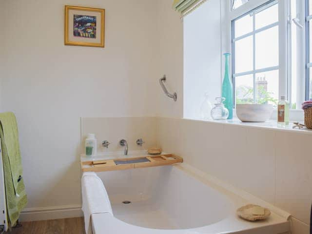 Bathroom | Stable Cottage, Much Birch, near Hereford