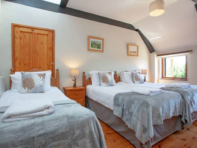 Family bedroom | Four Seasons Cottage, Torrington