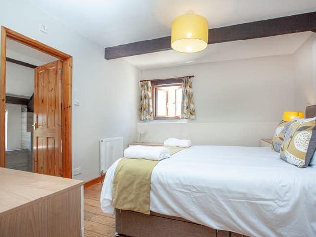 Family bedroom | Four Seasons Cottage, Torrington