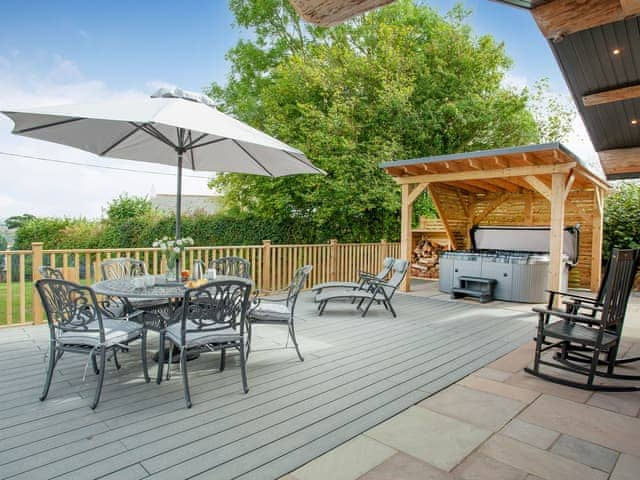 Decking | Frankaborough Lodge - Frankaborough, Lifton