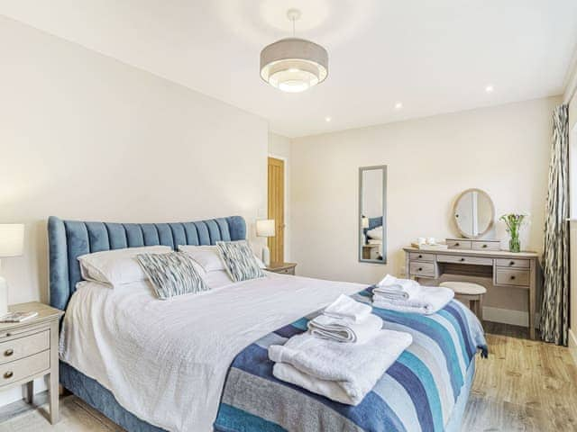 Double bedroom | Wisteria Lodge - Roydon Retreats, Roydon, near Diss