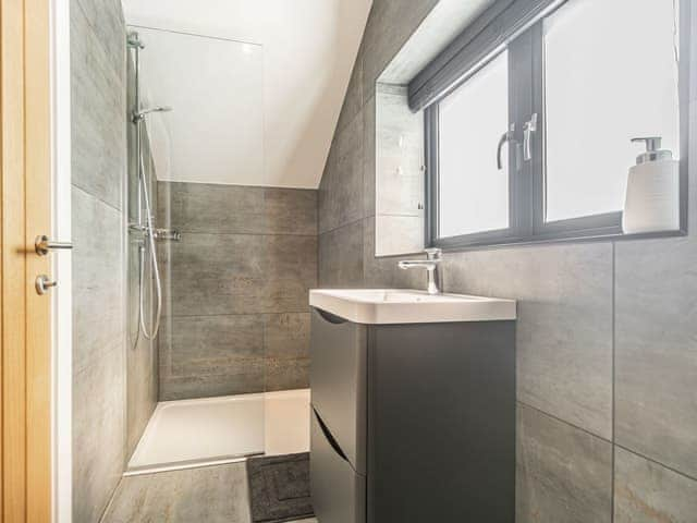 Shower room | The Old Coach Garage, Gerrans