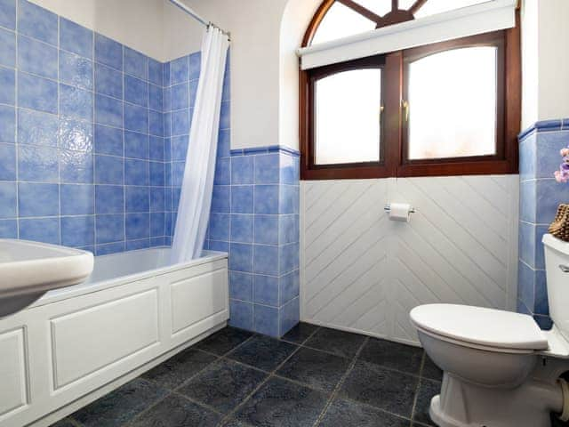 Bathroom | Stables - Tunstead Cottages, Tunstead