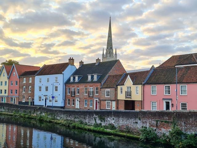 The Quay Norwich | Elm Barn Lodge - Elm Barn, Freethorpe