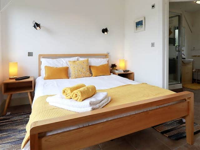 Double bedroom | The Cowshed, Liskeard