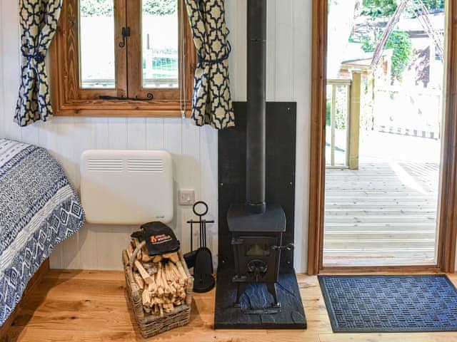 Open plan living space | Keldholme Shepherds Hut - Keldholme Holidays, Keldholme, near Kirkbymoorside