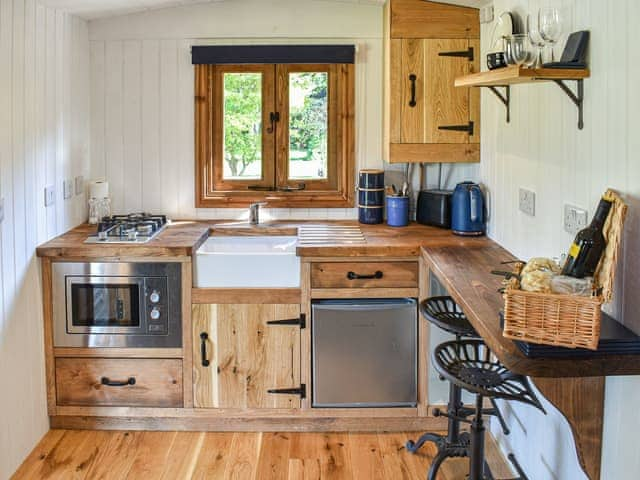 Open plan living space | Keldholme Shepherds Hut - Keldholme Holidays, Keldholme, near Kirkbymoorside