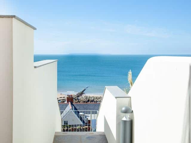 Steps to ground level | Soft Sands, Woolacombe